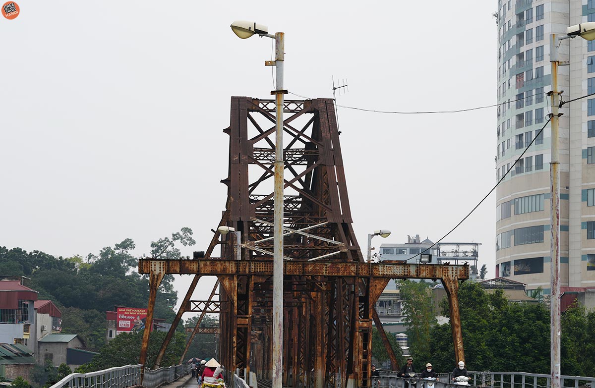 Exploring Hanoi with The Long Bien Bridge