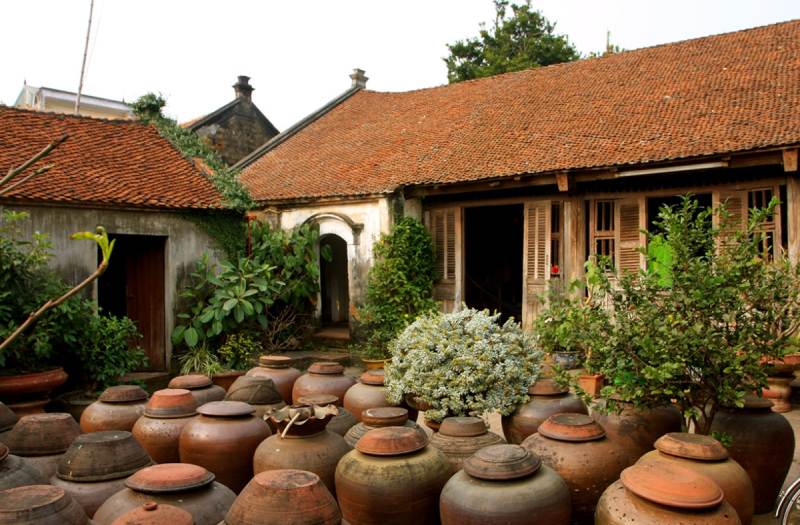 Duong Lam Ancient Village